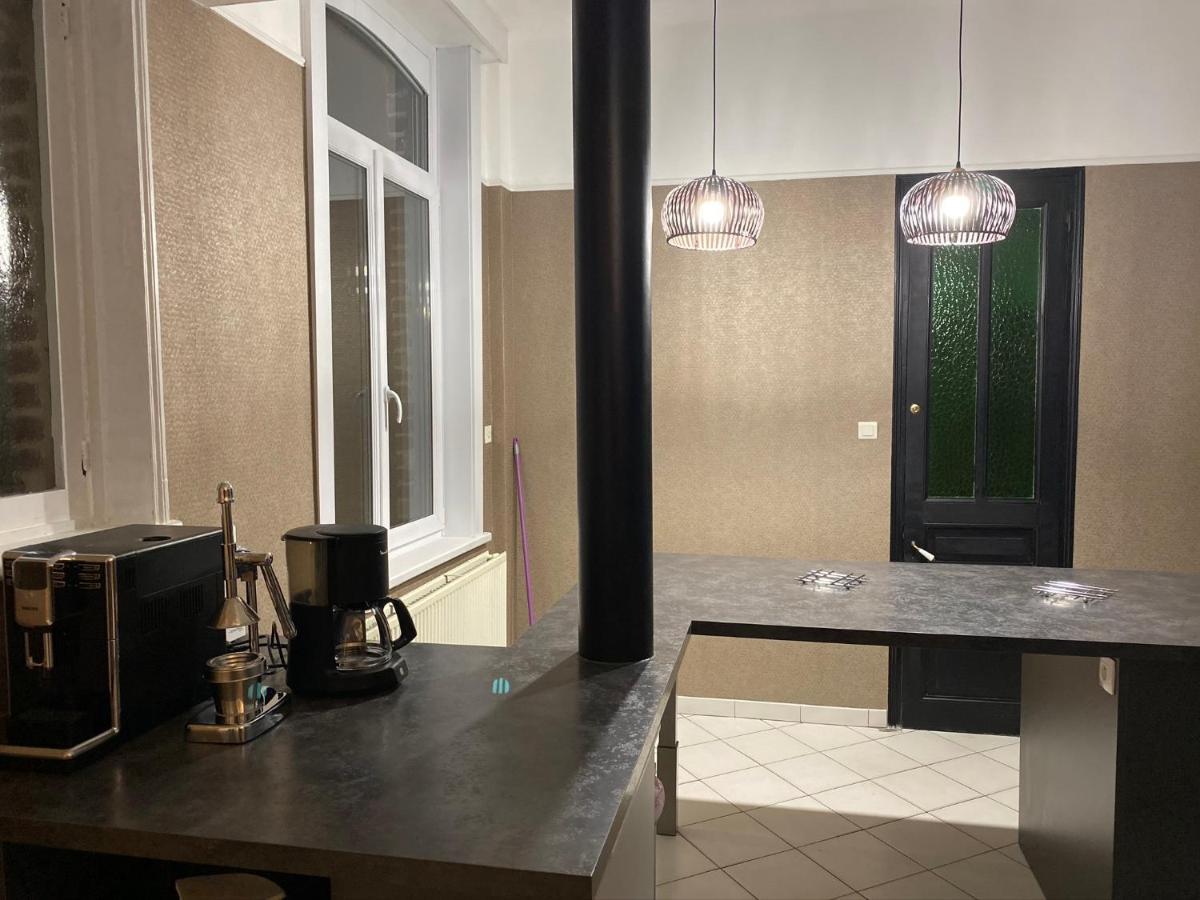 A La Villa Perroy Les Chambres Sont Spacieuses Et Les Petit-Dejeuners Offerts ダンケルク エクステリア 写真